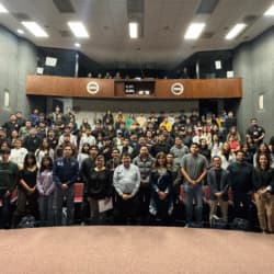 UT San Juan gana Concurso Monumento al Caminero